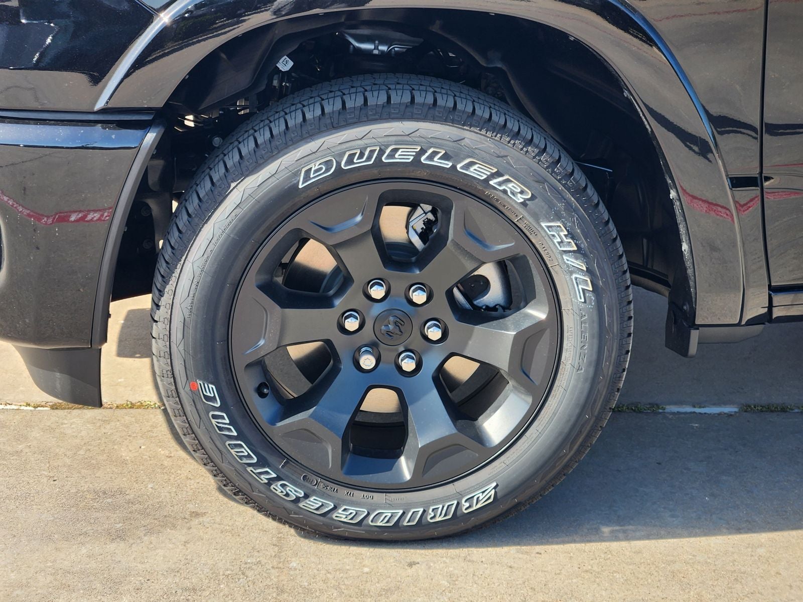 2026 RAM Ram 1500 RAM 1500 LONE STAR CREW CAB 4X4 5'7' BOX