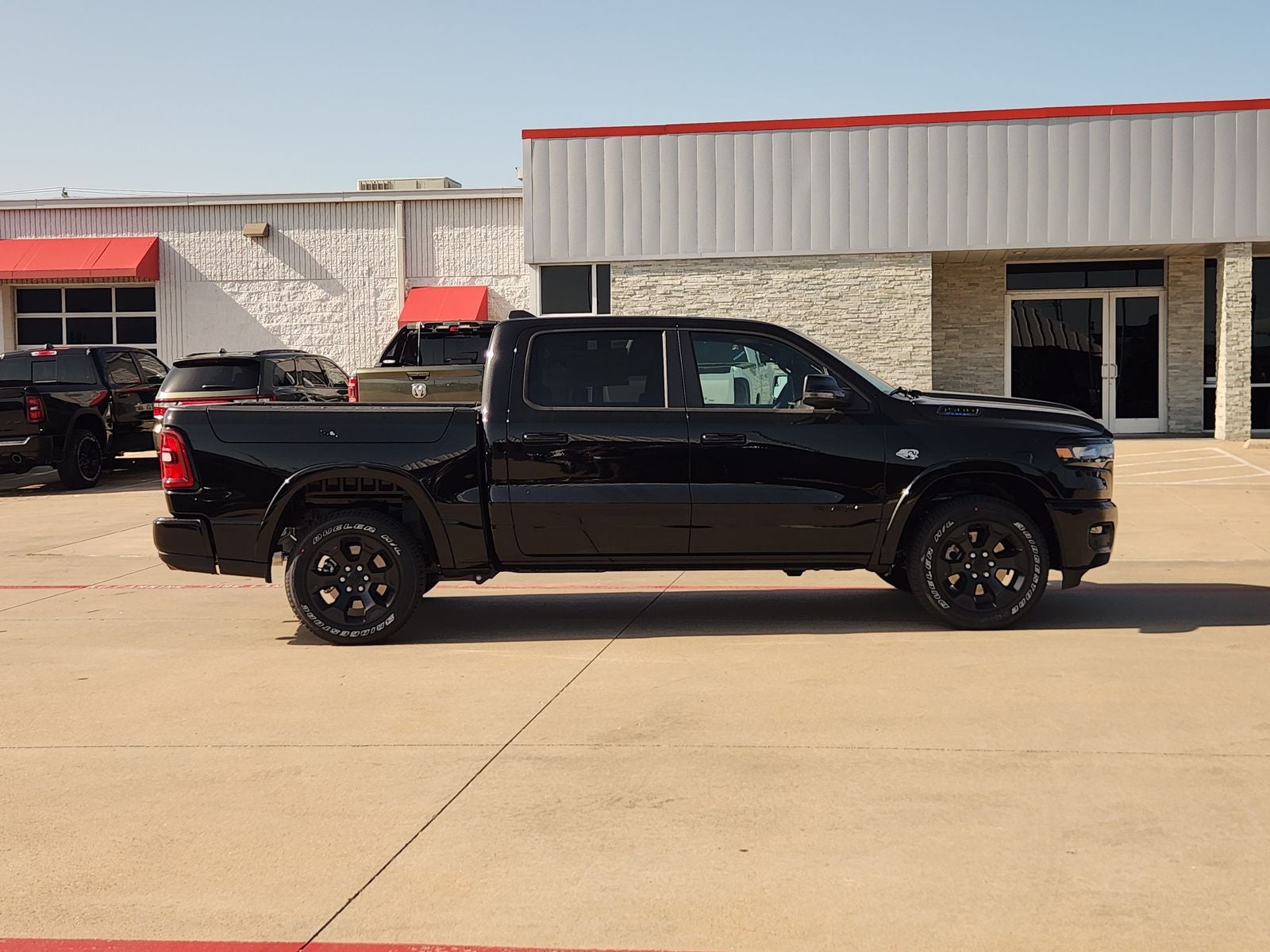 2026 RAM Ram 1500 RAM 1500 LONE STAR CREW CAB 4X4 5'7' BOX