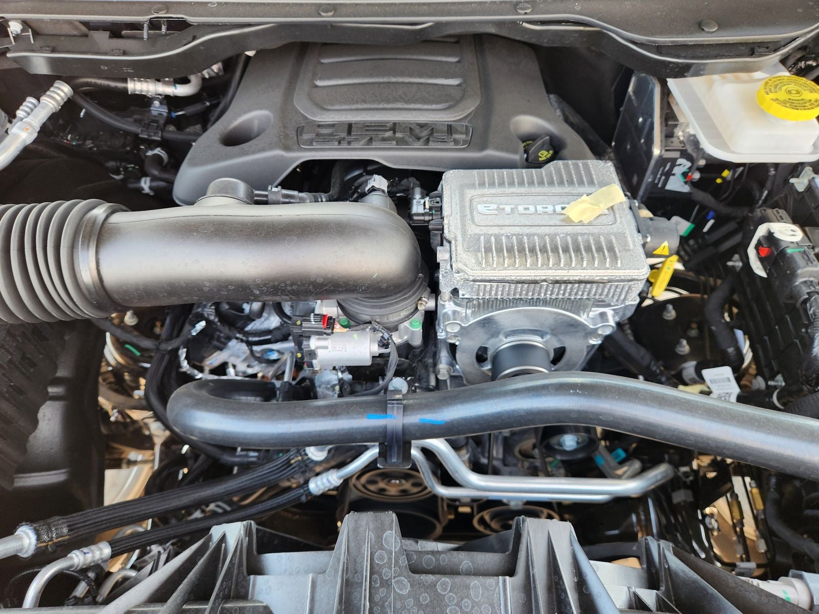 2026 RAM Ram 1500 RAM 1500 LONE STAR CREW CAB 4X4 5'7' BOX