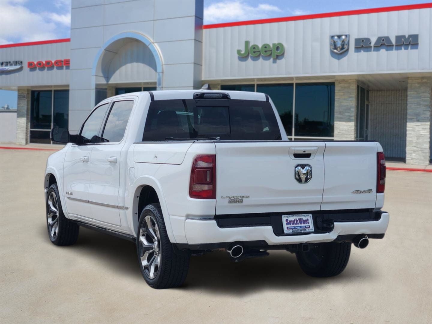 2023 RAM Ram 1500 Limited Crew Cab 4x4 5'7' Box