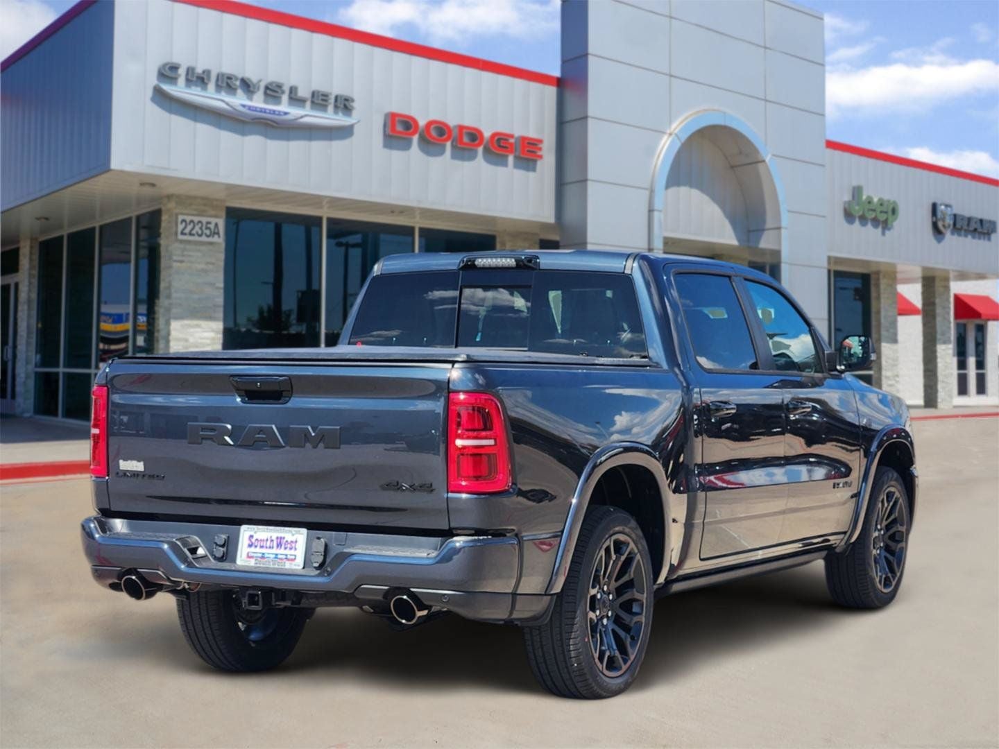 2027 RAM Ram 1500 Limited