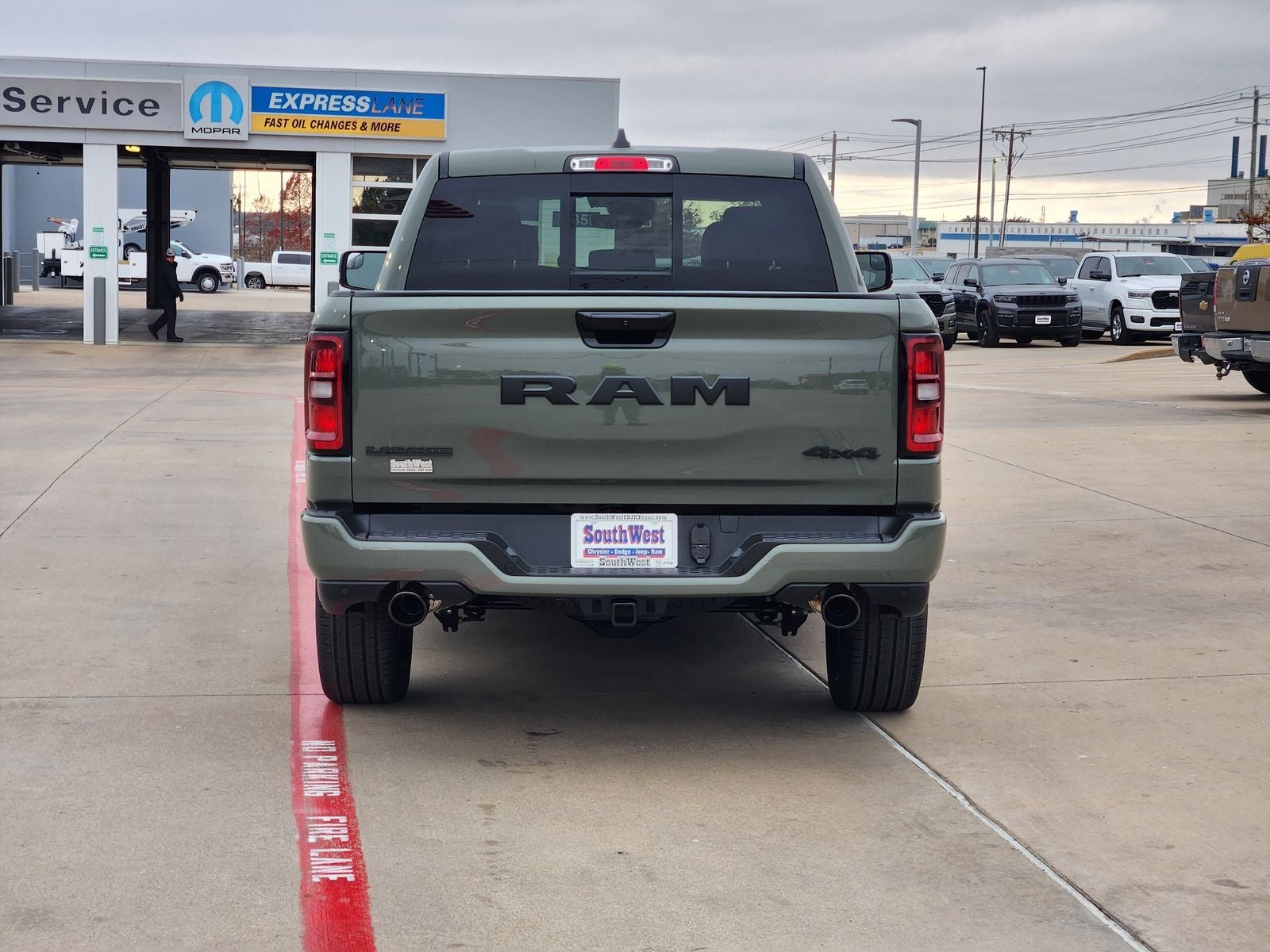 2026 RAM Ram 1500 RAM 1500 LARAMIE CREW CAB 4X4 5'7' BOX