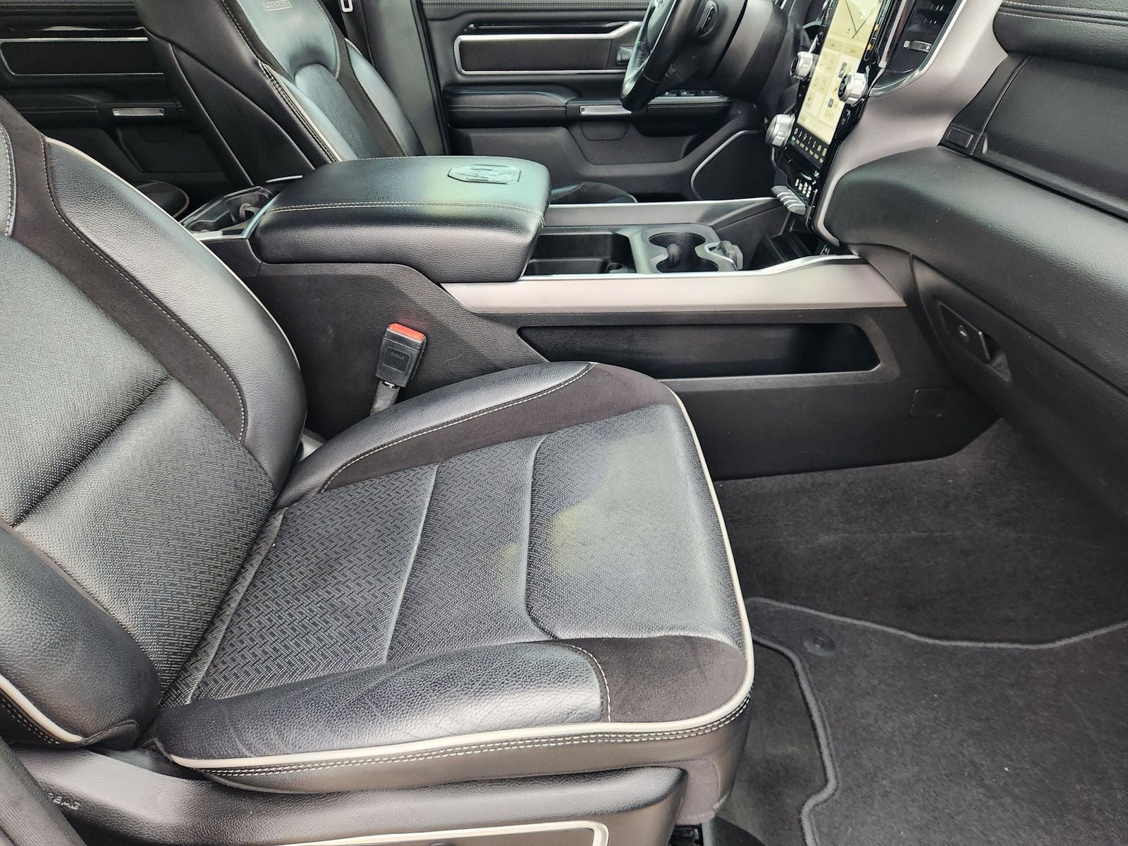 2022 RAM Ram 1500 Laramie Crew Cab 4x4 5'7' Box