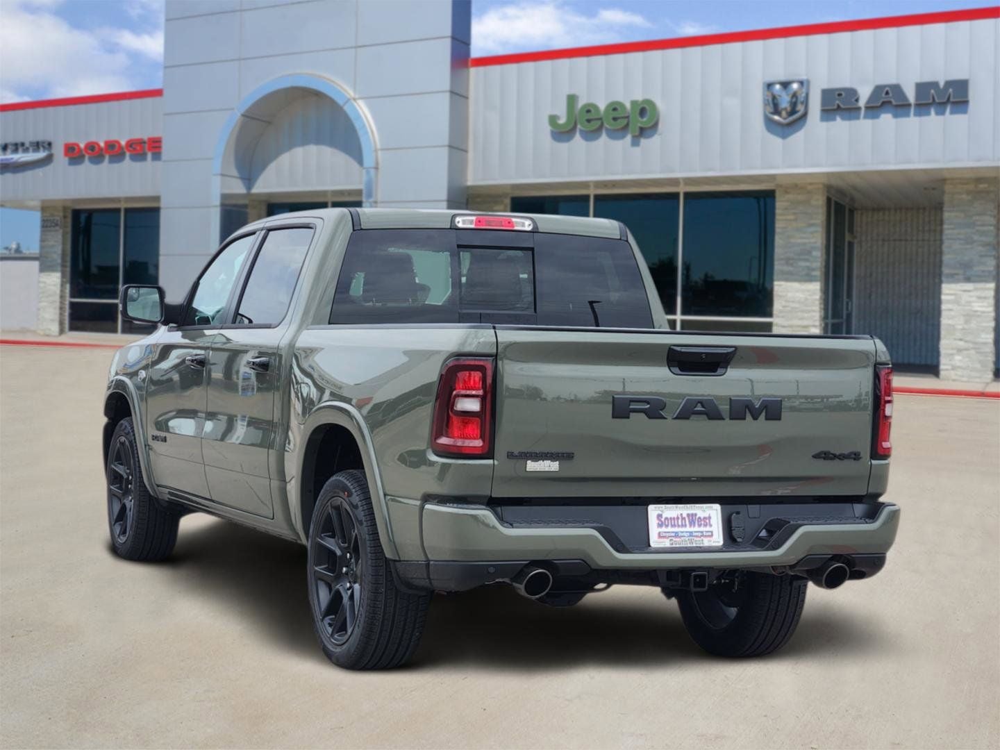 2026 RAM Ram 1500 RAM 1500 LARAMIE CREW CAB 4X4 5'7' BOX