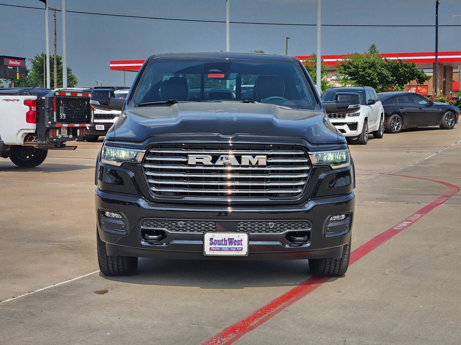 2026 RAM Ram 1500 RAM 1500 LARAMIE CREW CAB 4X4 5'7' BOX