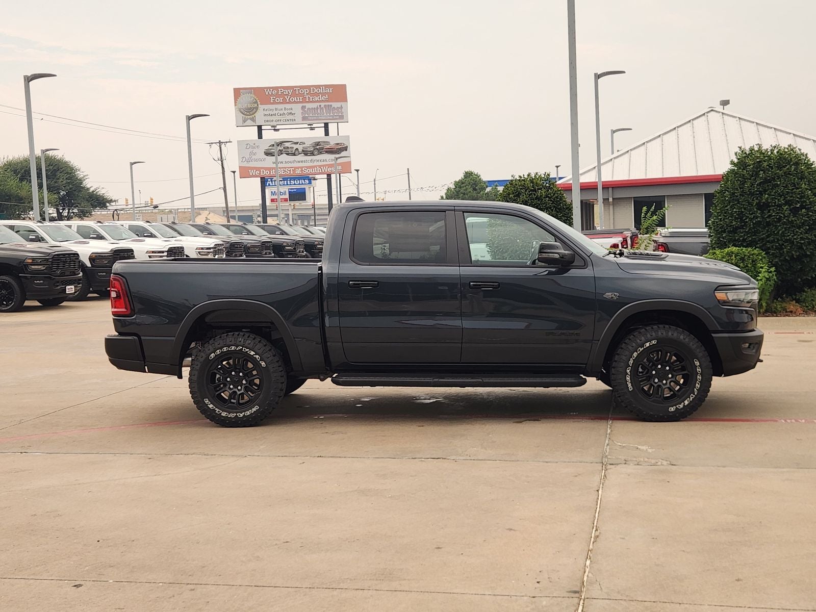 2027 RAM Ram 1500 RAM 1500 REBEL CREW CAB 4X4 5'7' BOX