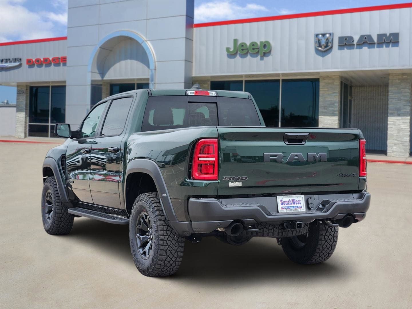 2026 RAM Ram 1500 RAM 1500 RHO CREW CAB 4X4 5'7' BOX