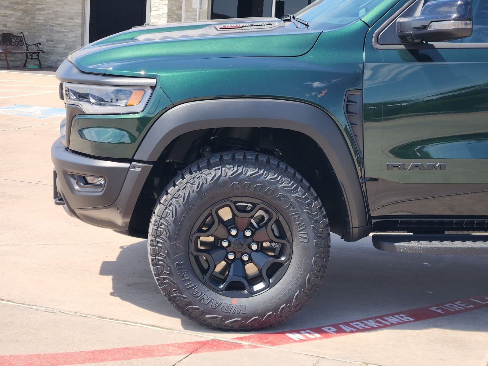2026 RAM Ram 1500 RAM 1500 RHO CREW CAB 4X4 5'7' BOX