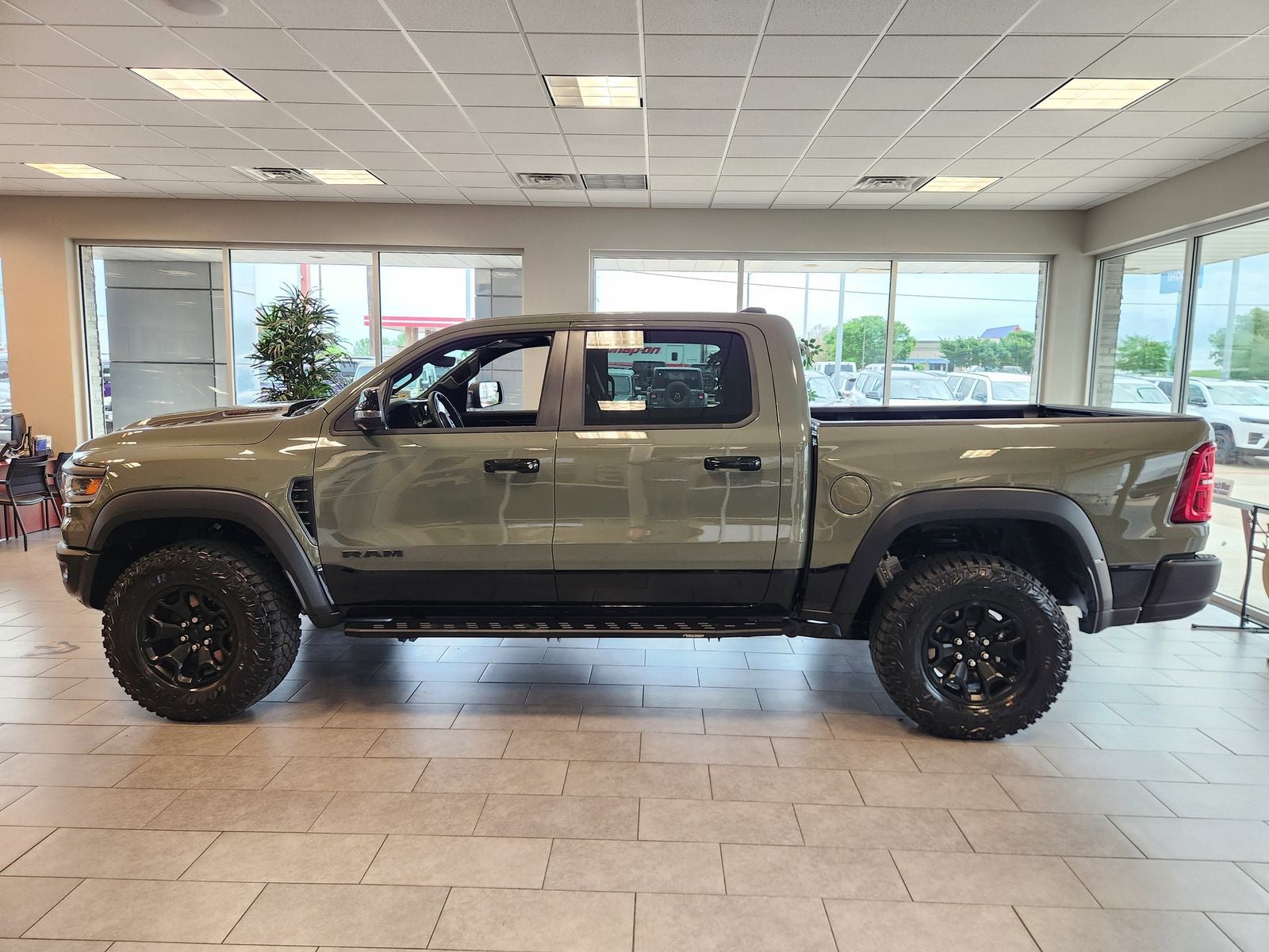 2026 RAM Ram 1500 RAM 1500 RHO CREW CAB 4X4 5'7' BOX