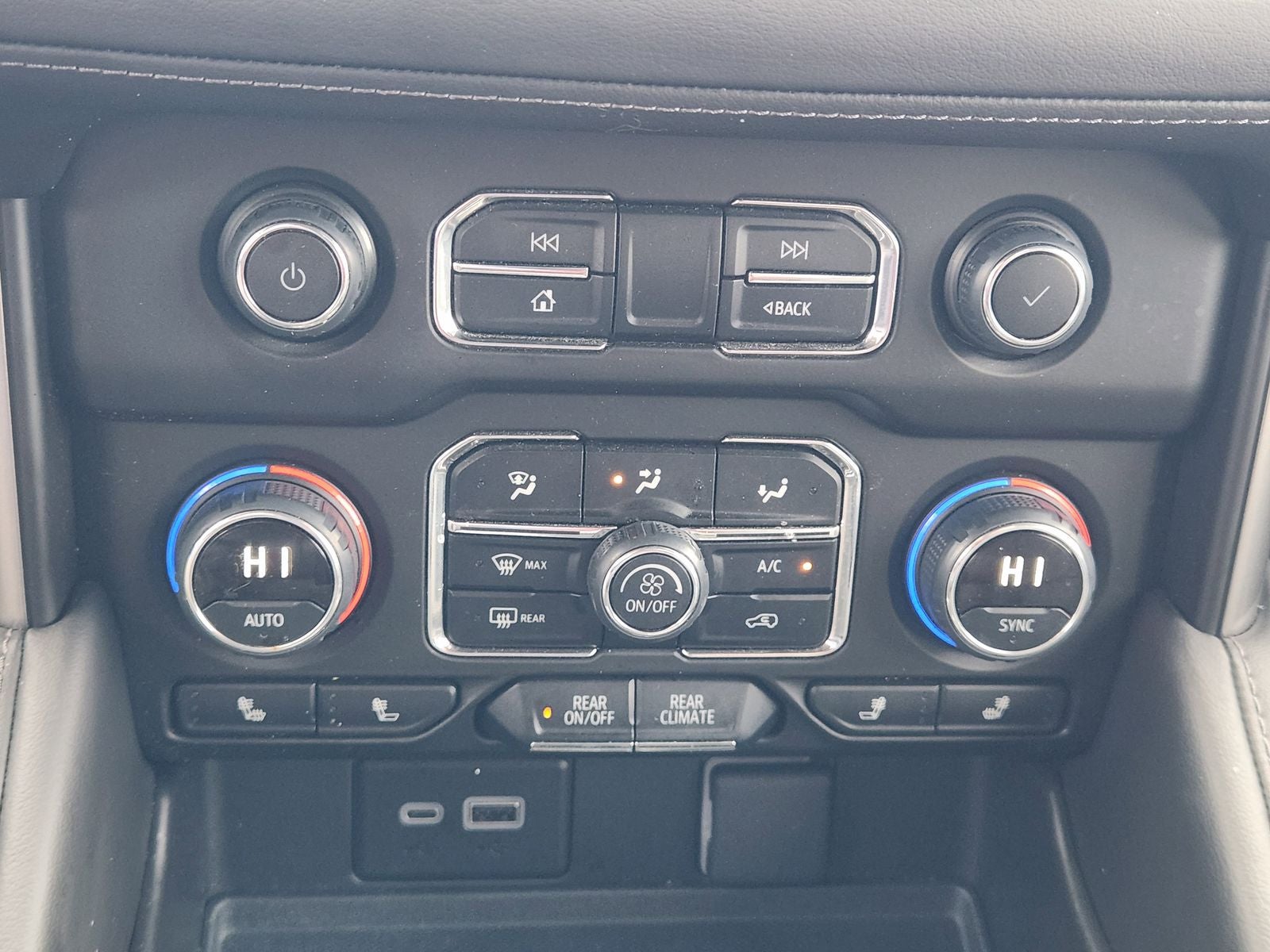 2024 Chevrolet Suburban 4WD Z71