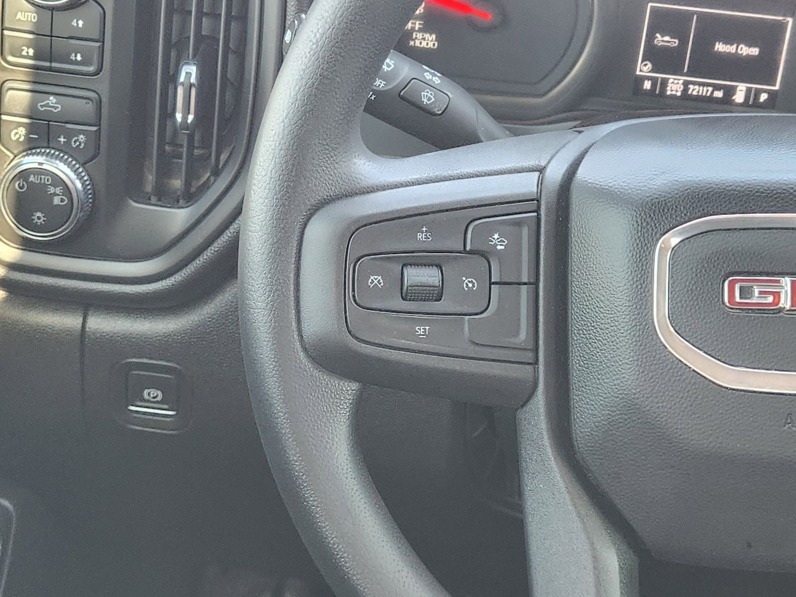 2023 GMC Sierra 1500 4WD Double Cab Standard Box Pro