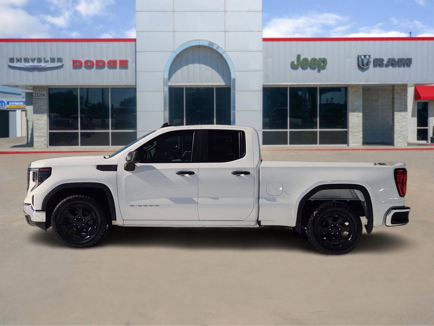 2023 GMC Sierra 1500 4WD Double Cab Standard Box Pro