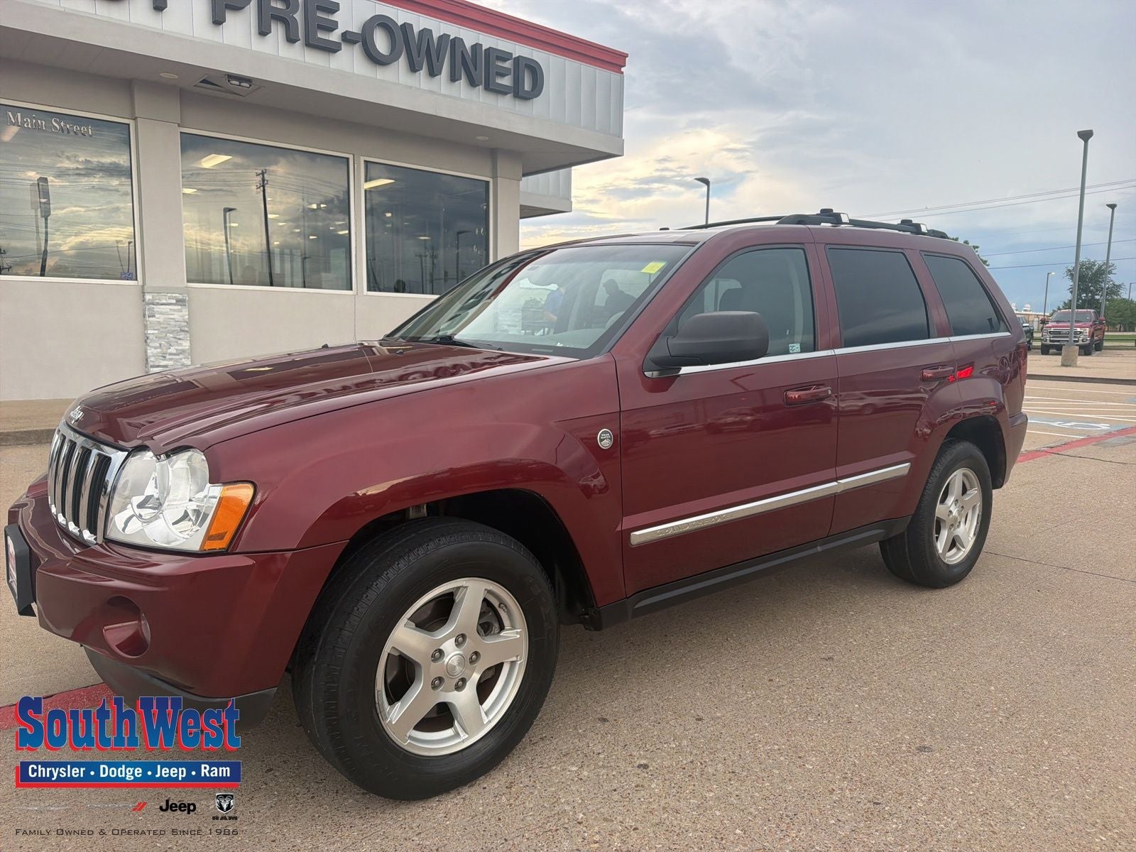 2007 Jeep Grand Cherokee's photo