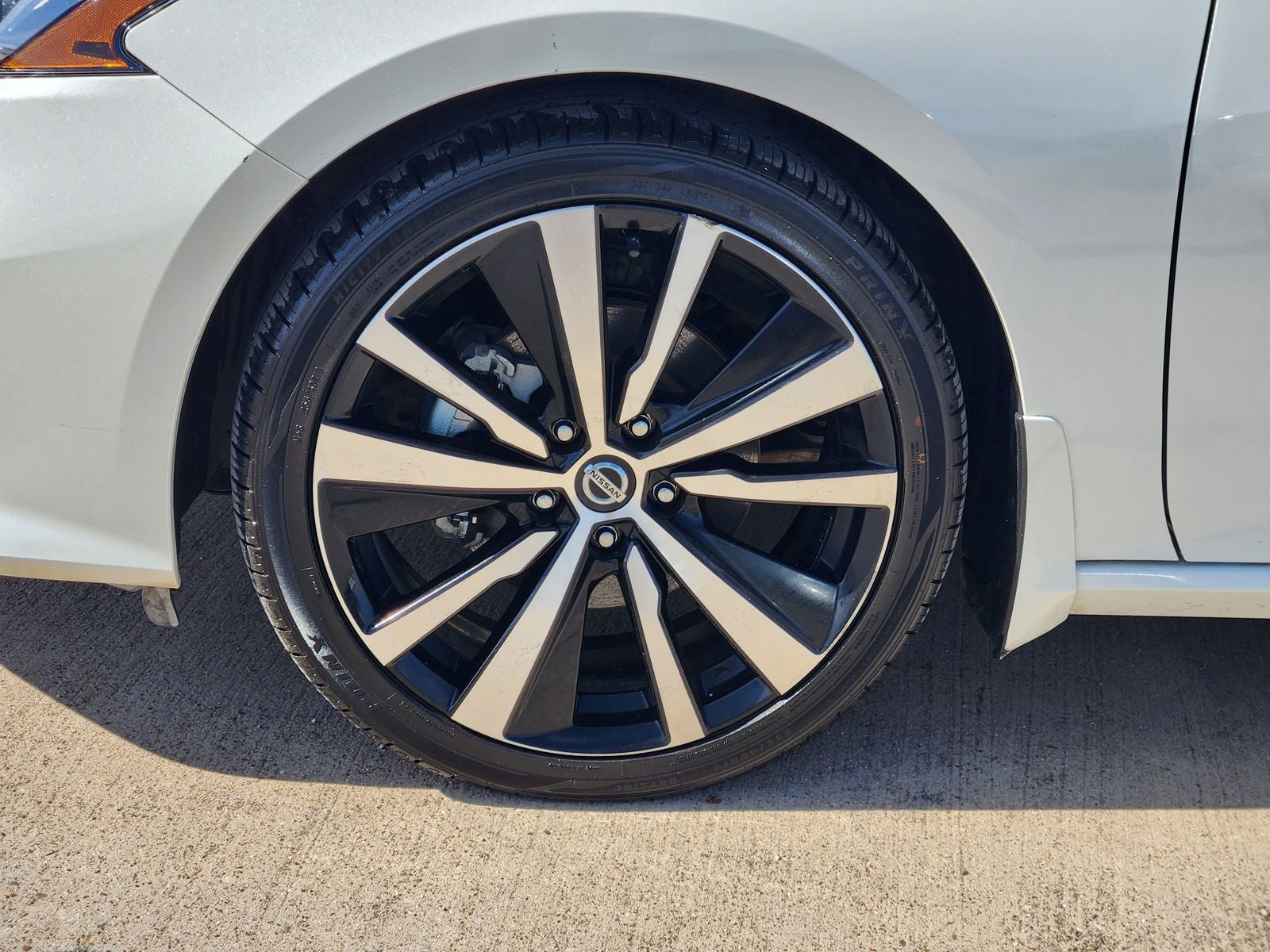 2022 Nissan Altima SR FWD