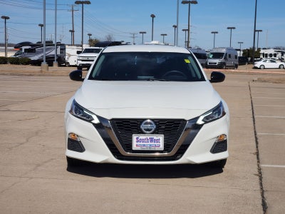 2022 Nissan Altima SR FWD