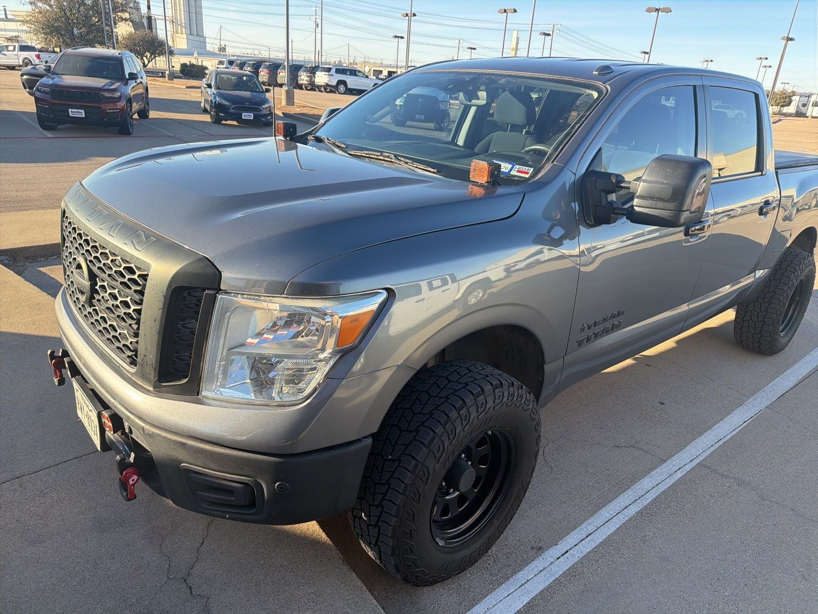 2018 Nissan Titan SV