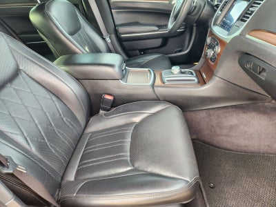 2018 Chrysler 300 300C