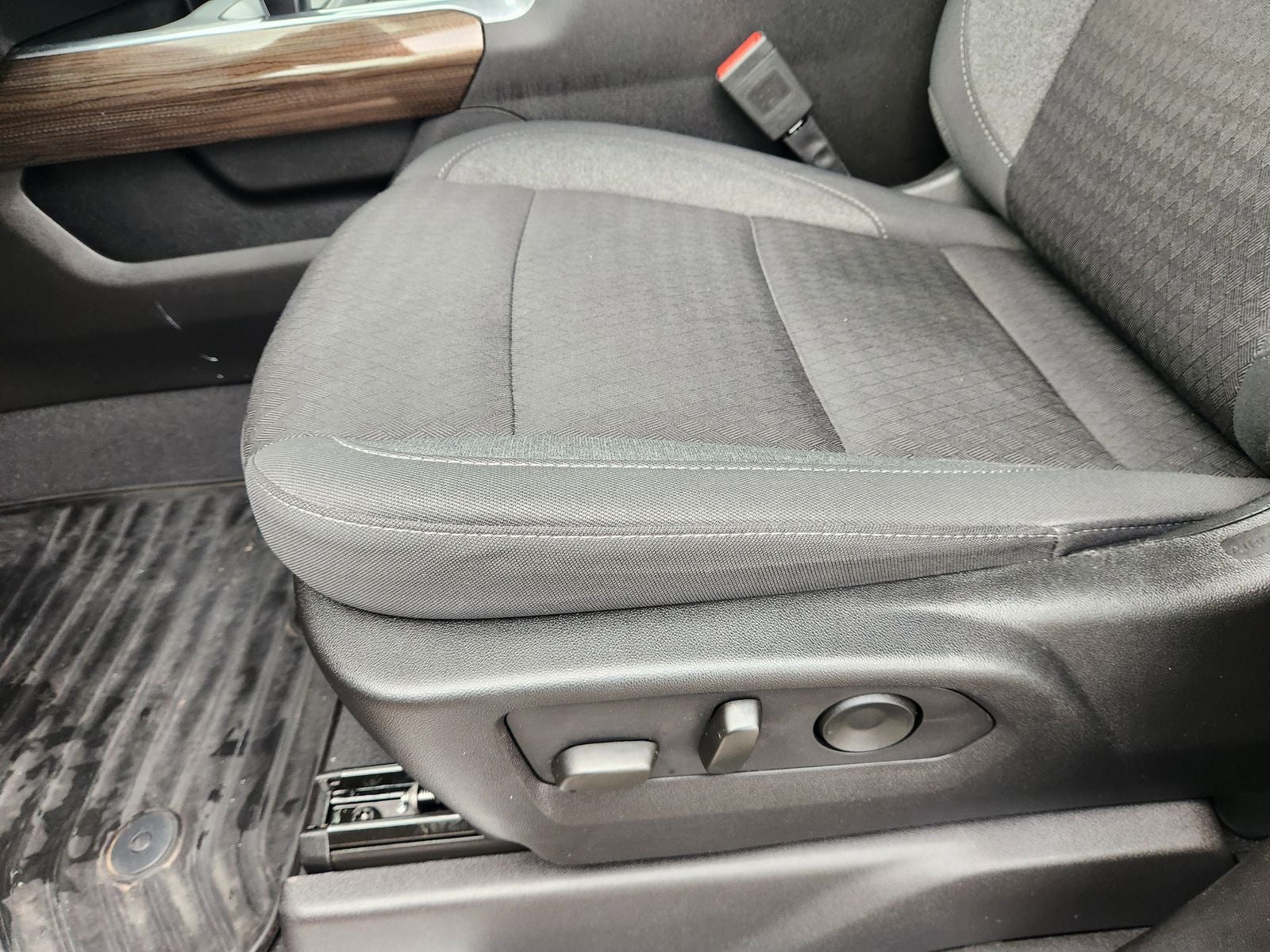 2024 Chevrolet Silverado 1500 2WD Crew Cab Short Bed RST