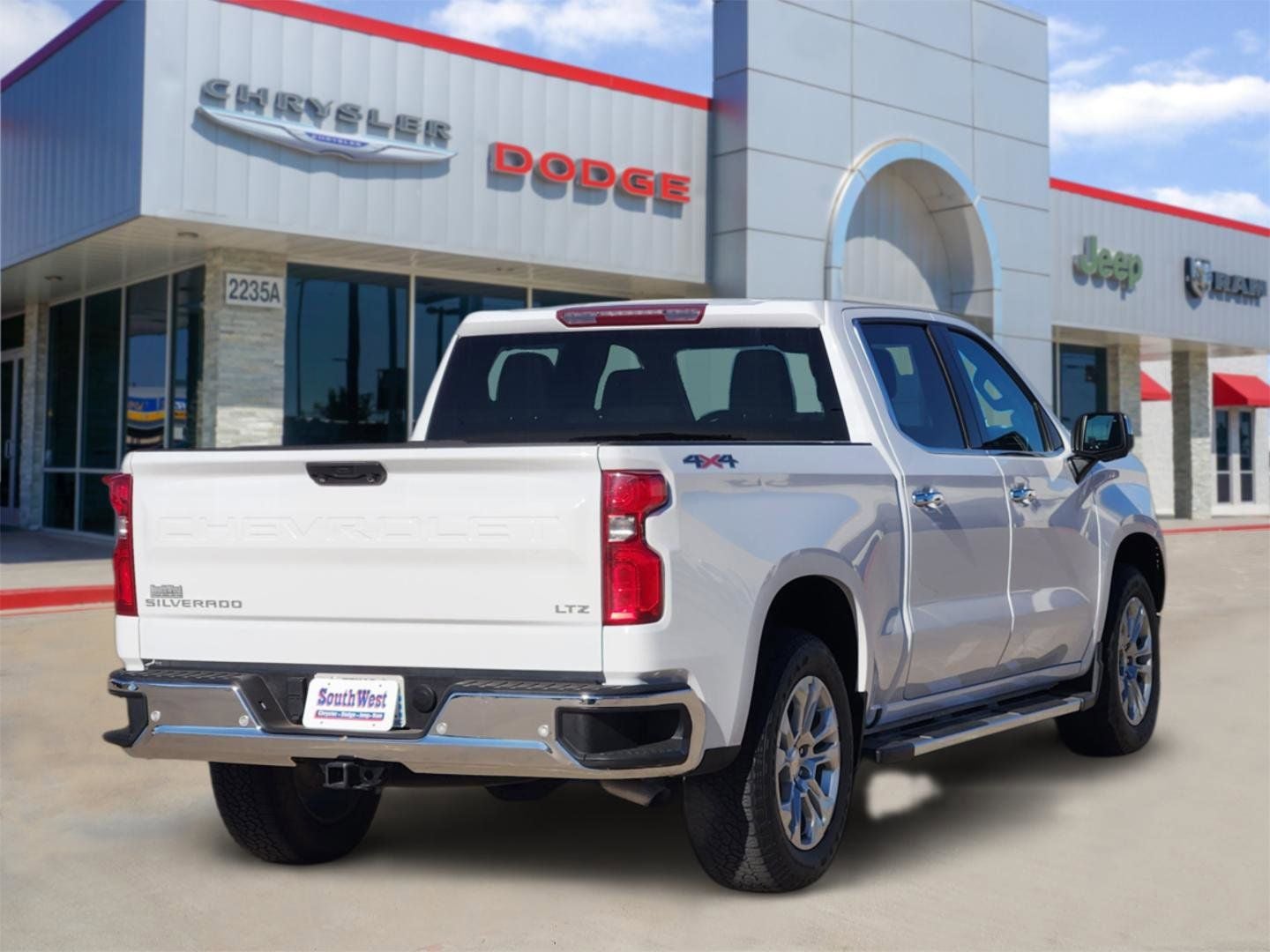 2023 Chevrolet Silverado 1500 LTZ