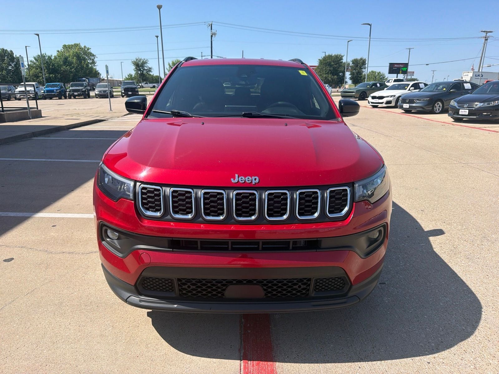 Used 2024 Jeep Compass Latitude with VIN 3C4NJDBN3RT157122 for sale in Cleburne, TX