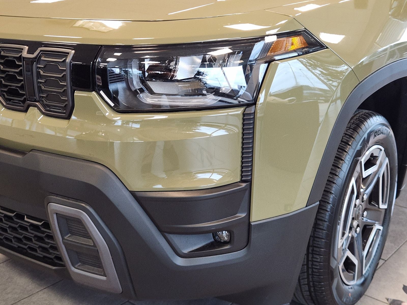 2026 Jeep Cherokee CHEROKEE LAREDO 4X4