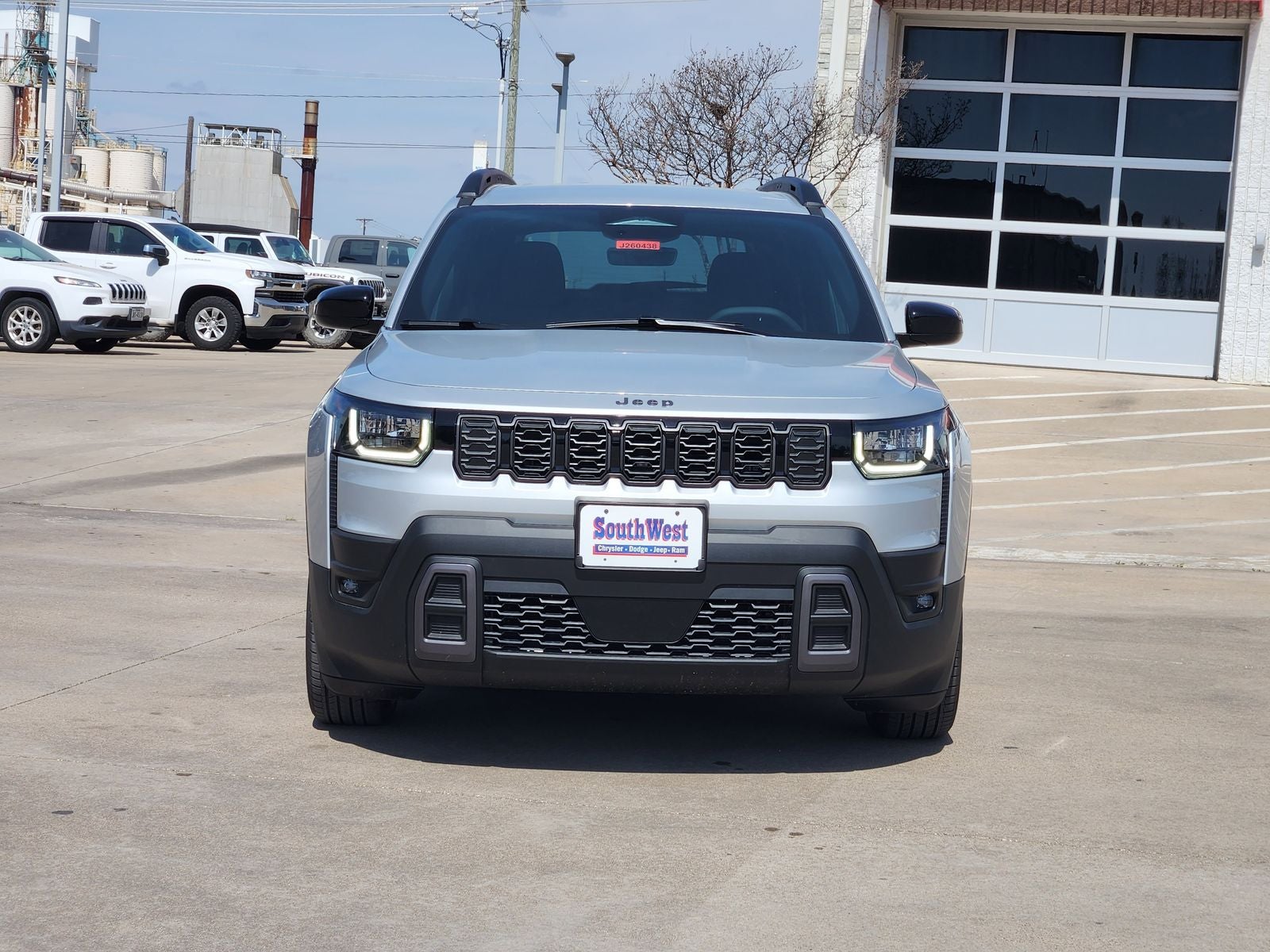 2026 Jeep Cherokee CHEROKEE LAREDO 4X4