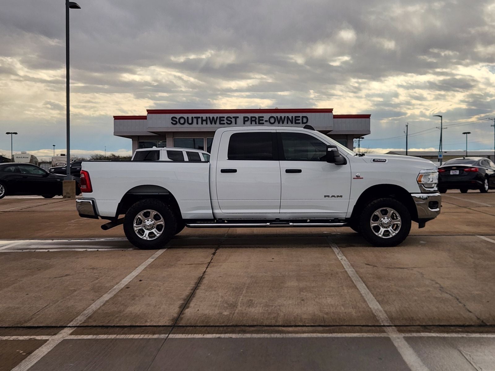 2023 RAM Ram 3500 Lone Star Crew Cab 4x4 6'4' Box