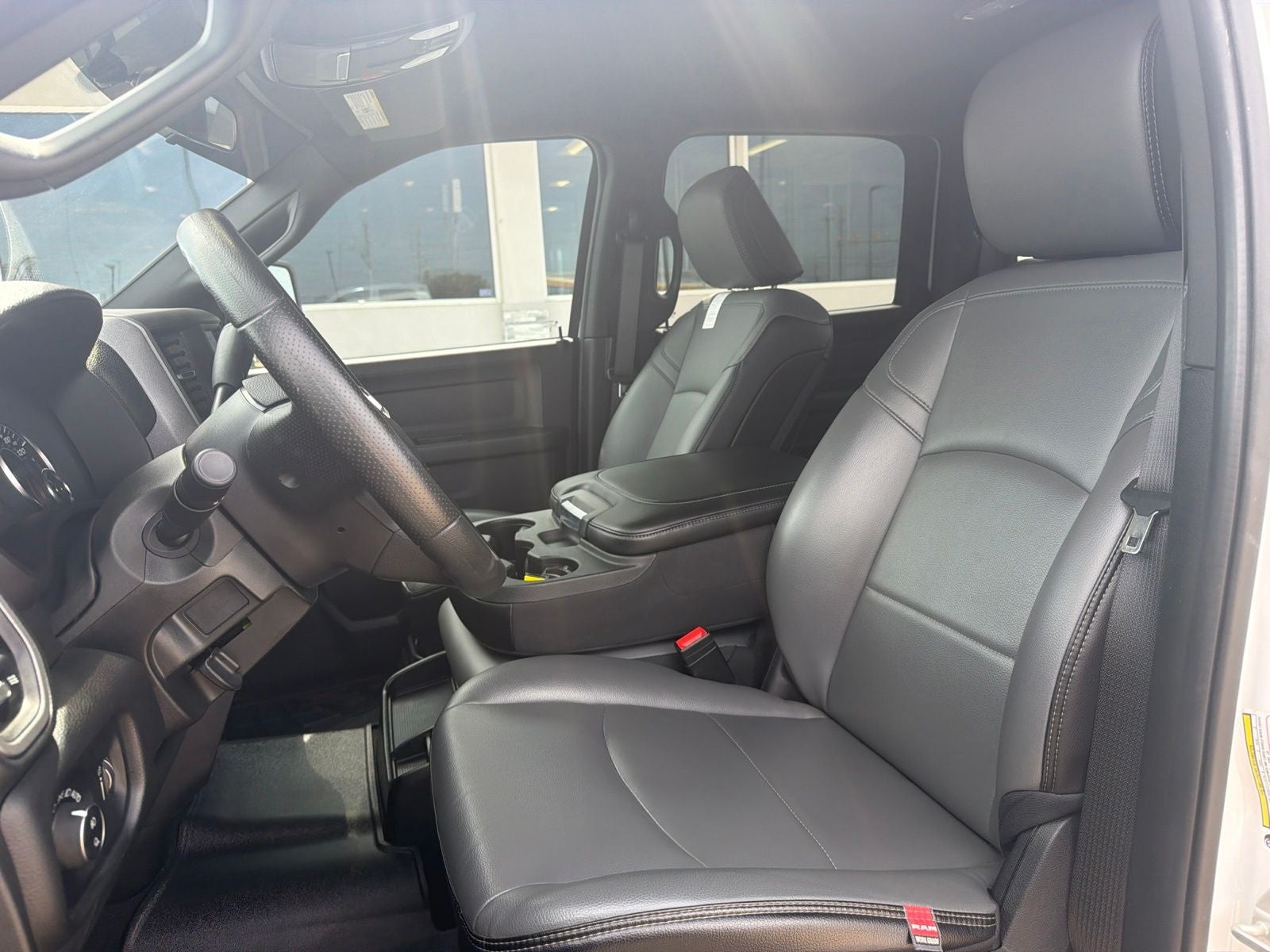 2023 RAM Ram 3500 Tradesman Crew Cab 4x4 8' Box
