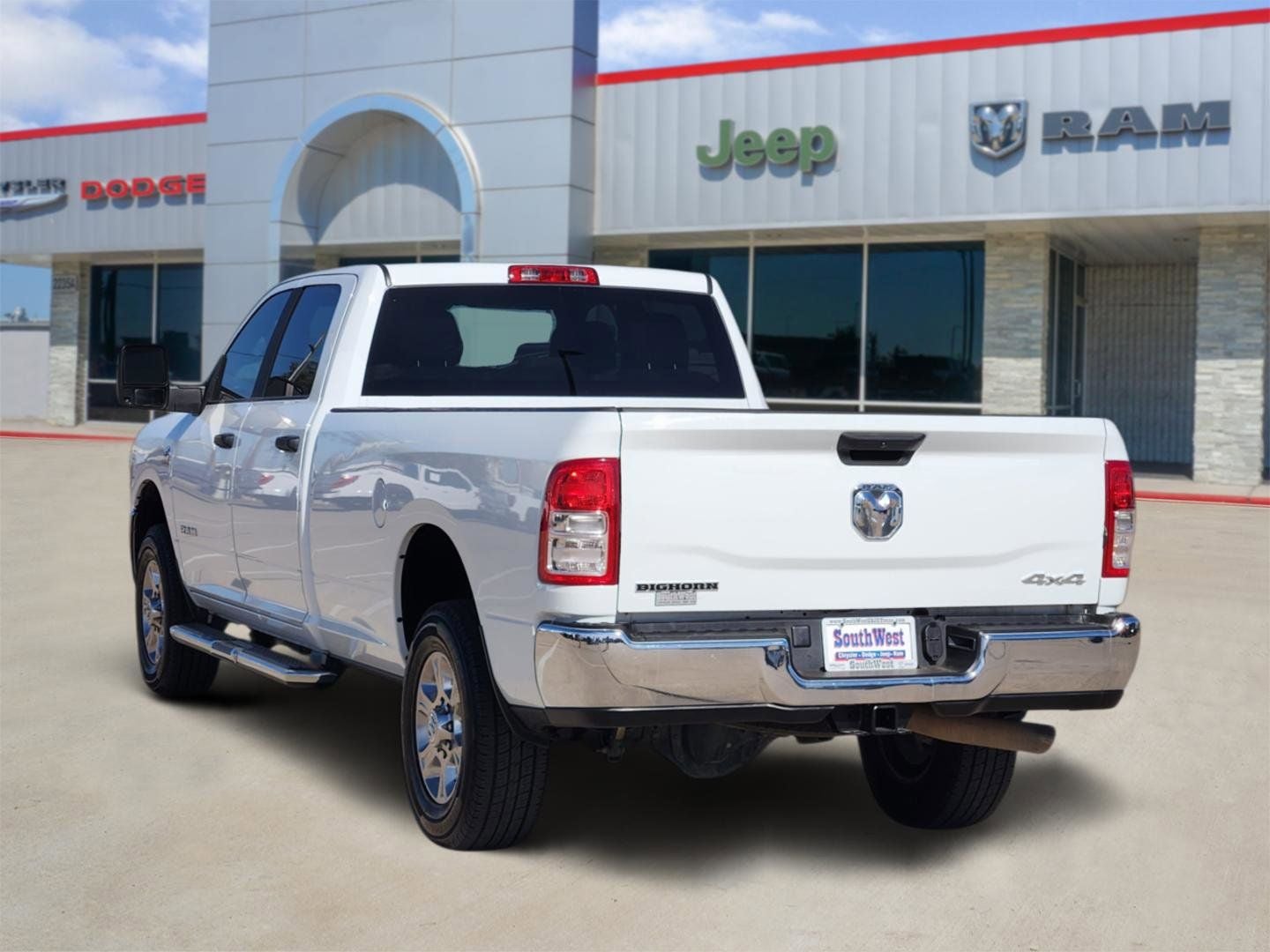 2024 RAM Ram 3500 Big Horn Crew Cab 4x4 8' Box