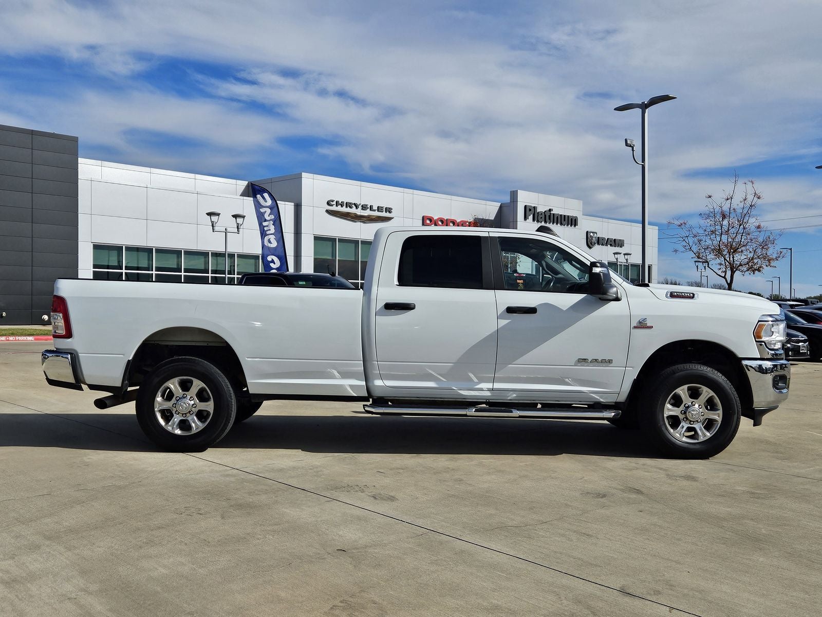 2024 RAM Ram 3500 Big Horn Crew Cab 4x4 8' Box