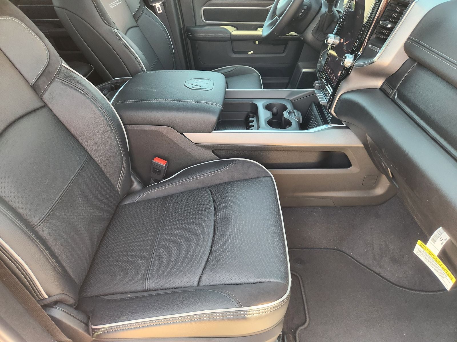 2026 RAM Ram 2500 RAM 2500 LARAMIE CREW CAB 4X4 6'4' BOX