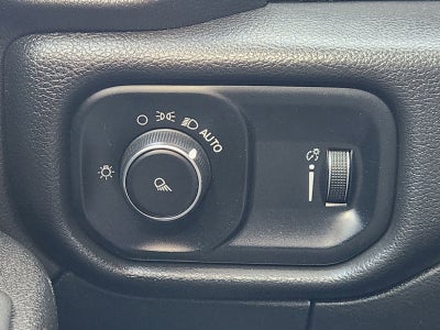 2022 RAM Ram 3500 Tradesman Crew Cab 4x4 8' Box