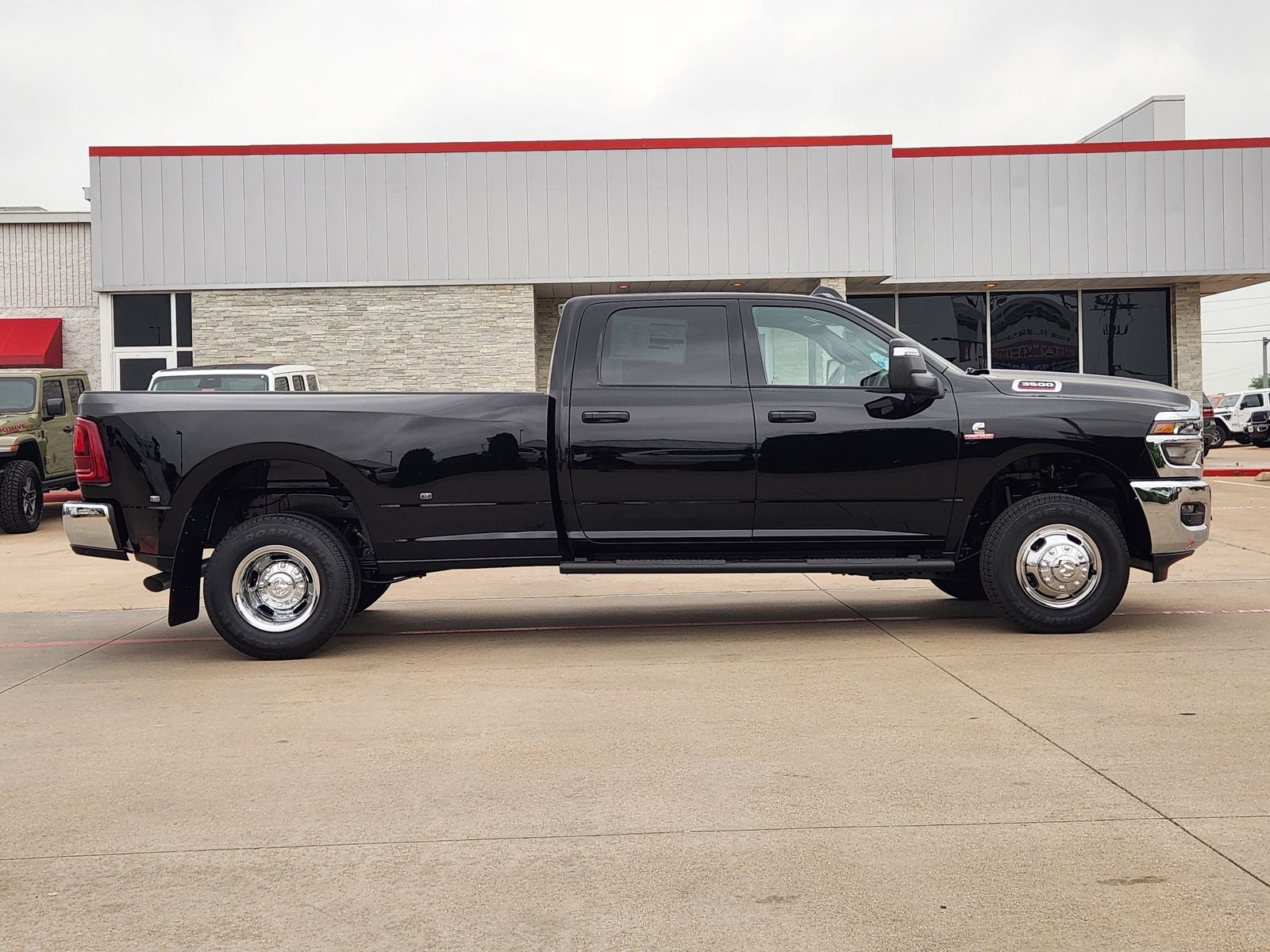 2026 RAM Ram 3500 RAM 3500 TRADESMAN CREW CAB 4X4 8' BOX