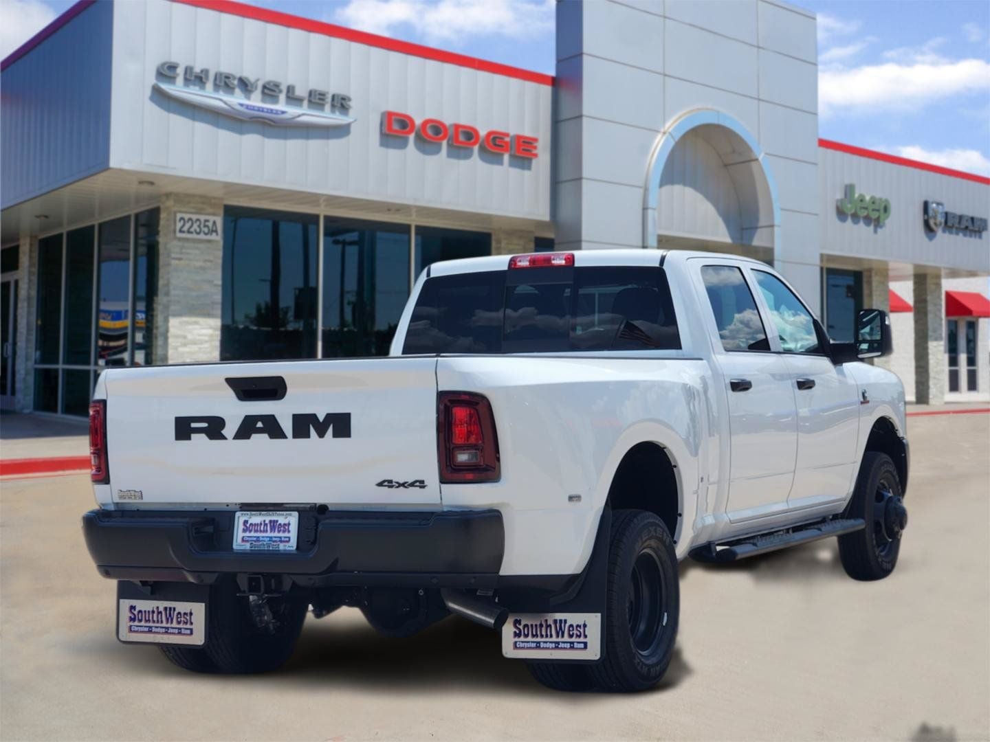 2026 RAM Ram 3500 RAM 3500 TRADESMAN CREW CAB 4X4 8' BOX