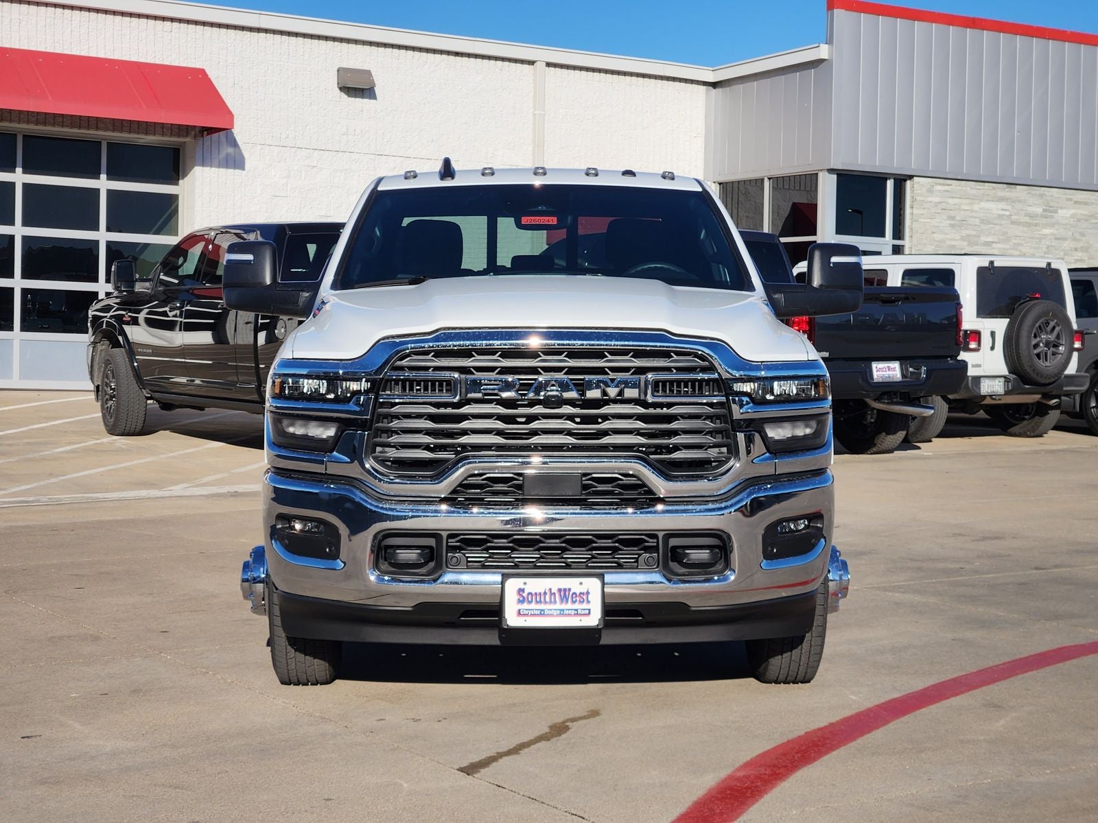 2026 RAM Ram 3500 RAM 3500 TRADESMAN CREW CAB 4X4 8' BOX