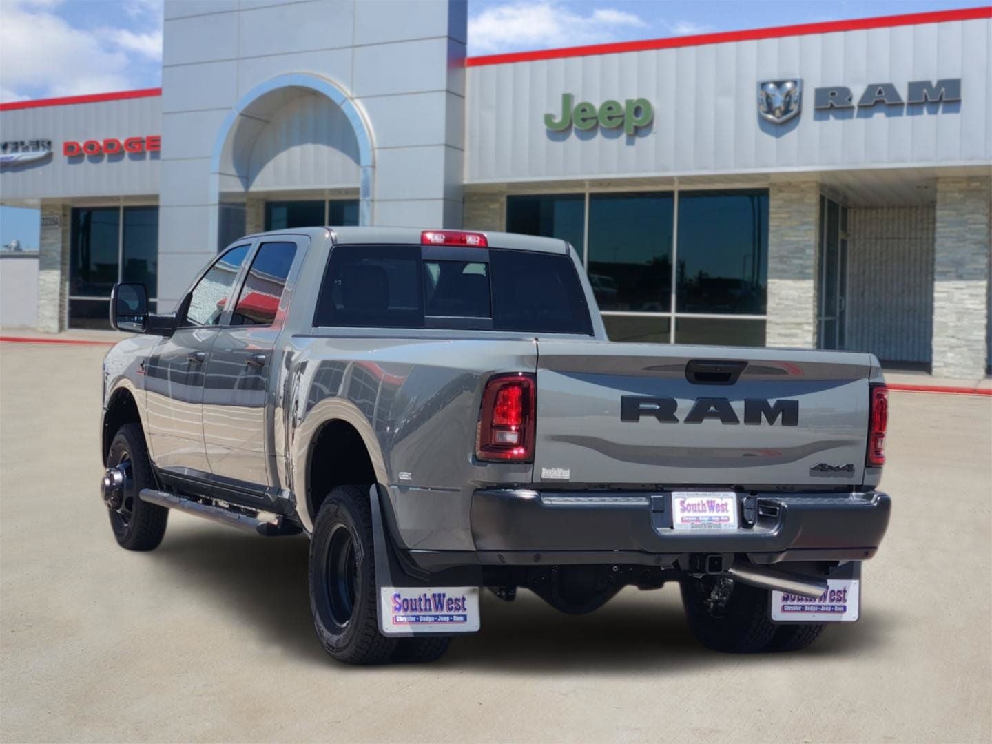 2026 RAM Ram 3500 RAM 3500 TRADESMAN CREW CAB 4X4 8' BOX