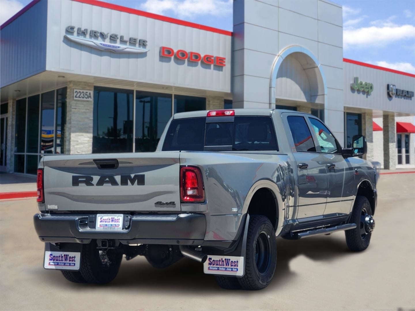 2026 RAM Ram 3500 RAM 3500 TRADESMAN CREW CAB 4X4 8' BOX