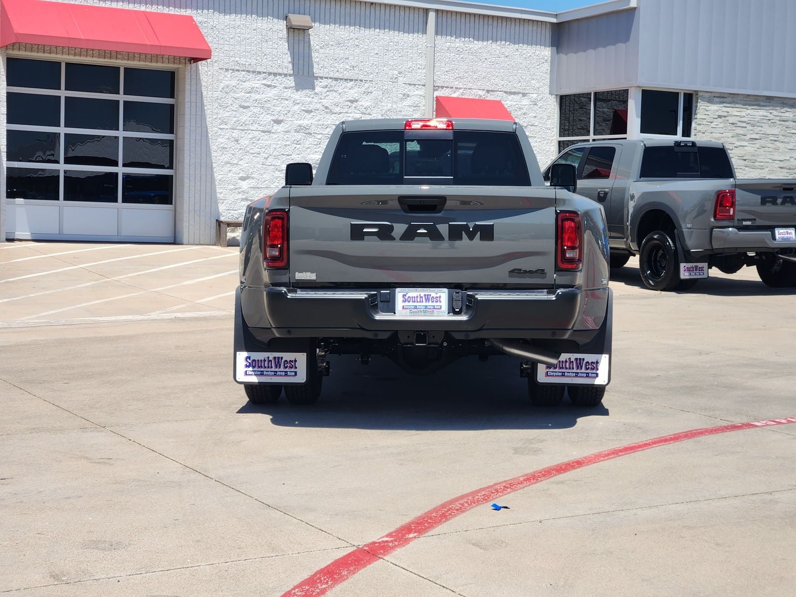 2026 RAM Ram 3500 RAM 3500 TRADESMAN CREW CAB 4X4 8' BOX
