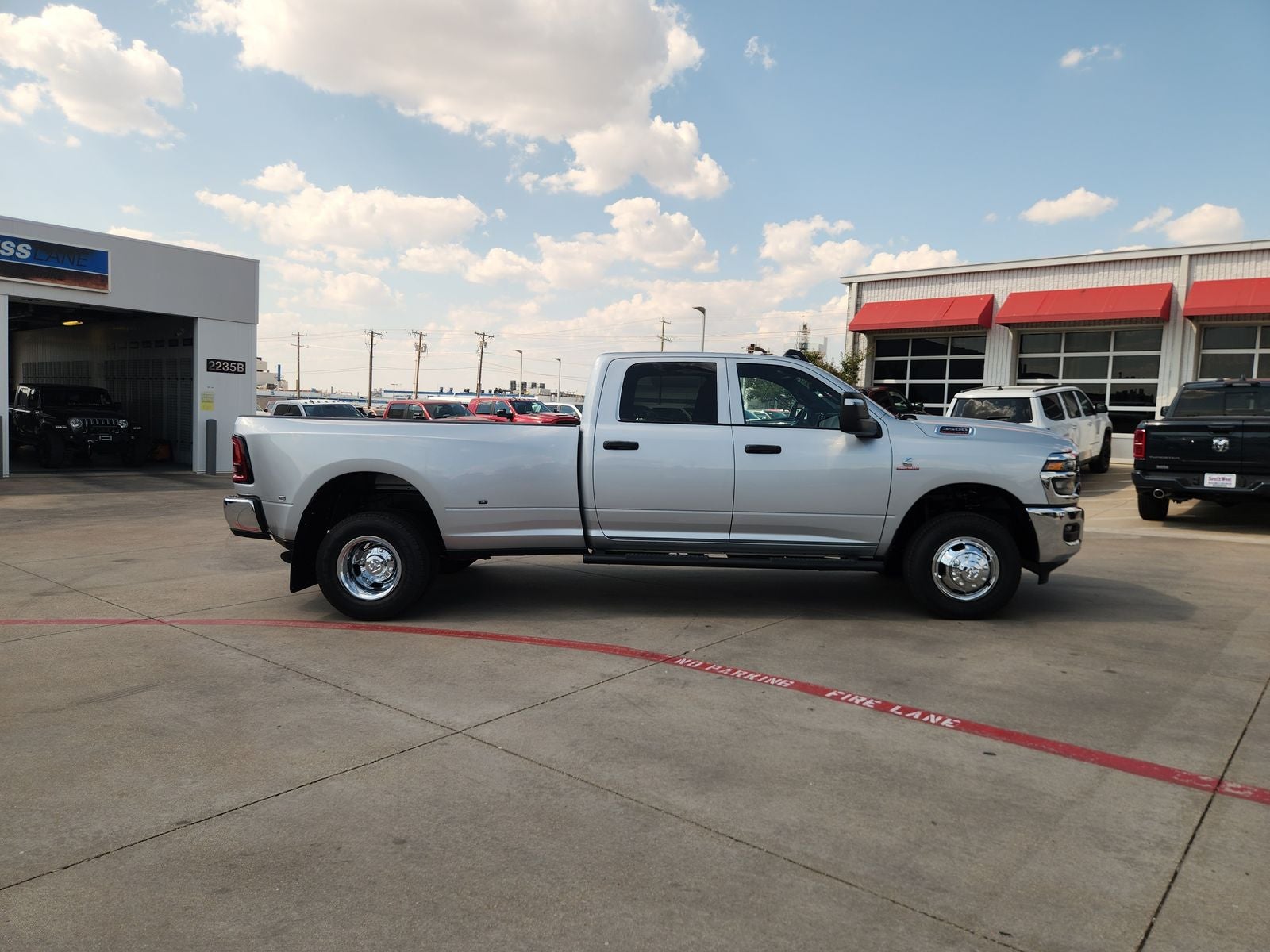 2027 RAM Ram 3500 Tradesman