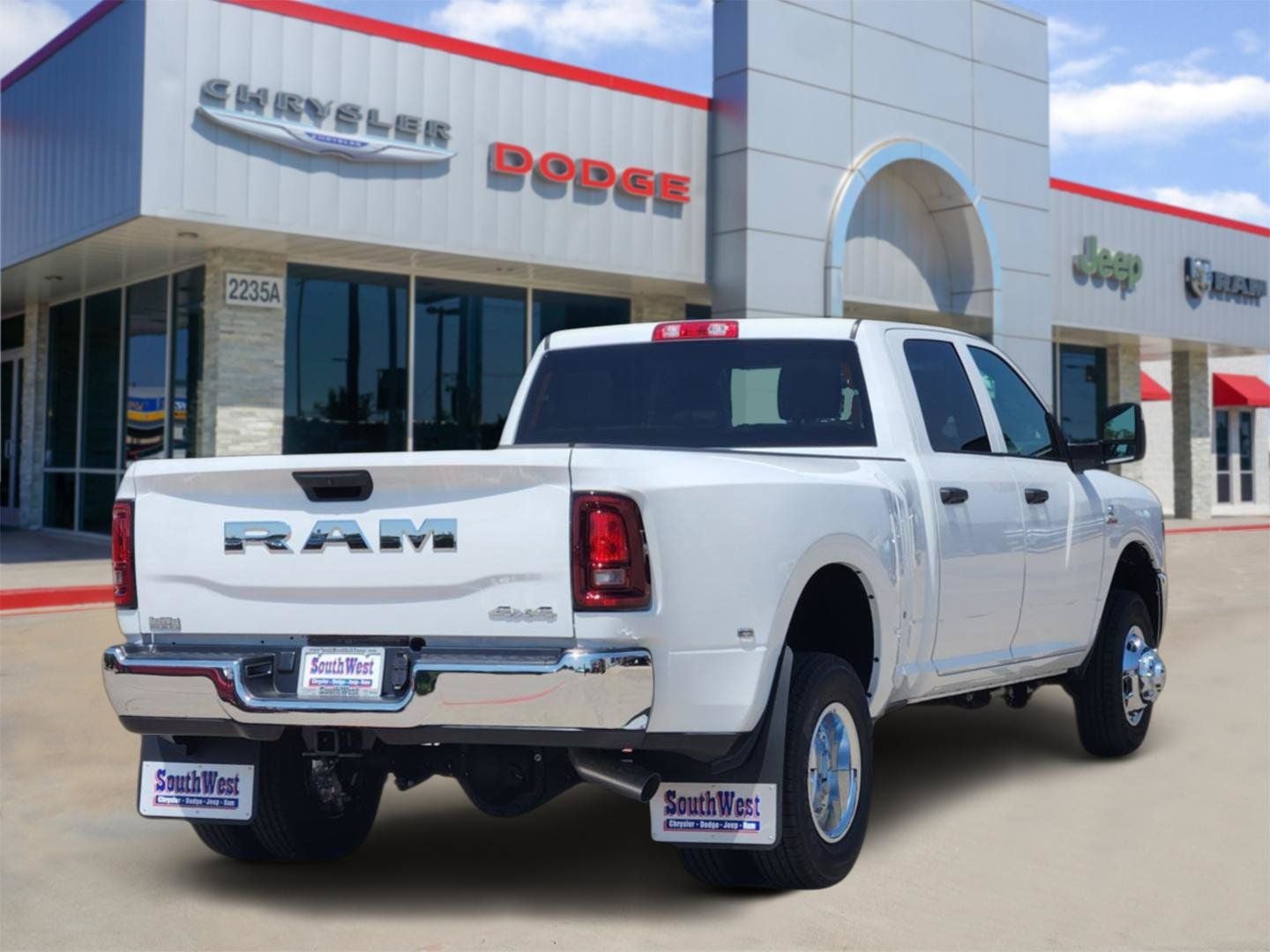 2026 RAM Ram 3500 RAM 3500 TRADESMAN CREW CAB 4X4 8' BOX