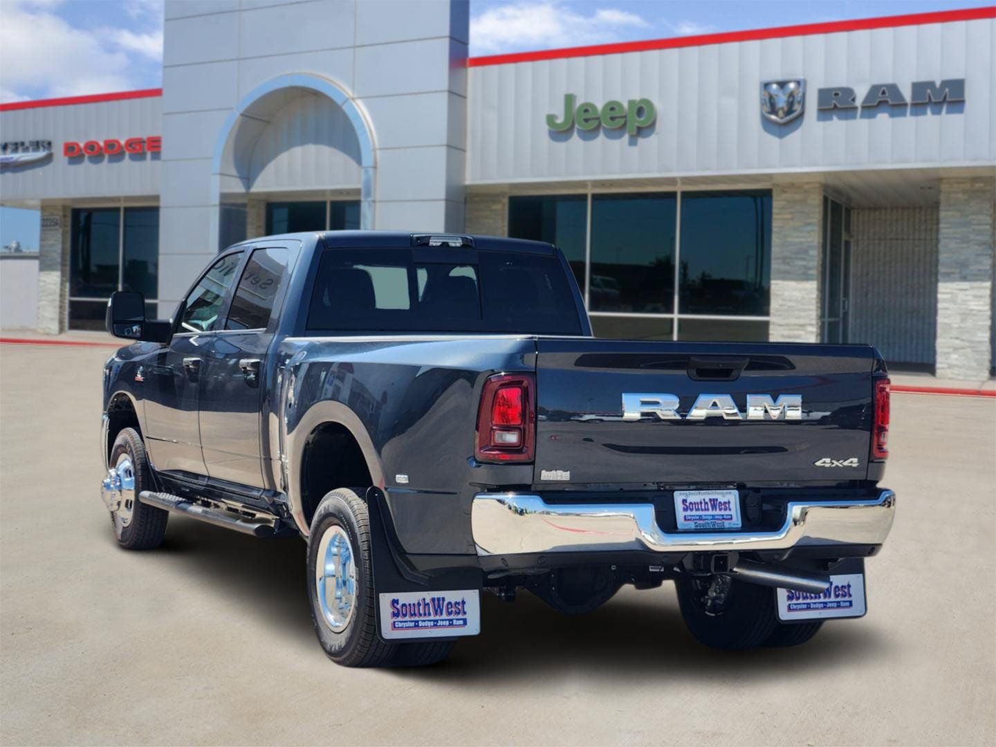 2026 RAM Ram 3500 RAM 3500 TRADESMAN CREW CAB 4X4 8' BOX
