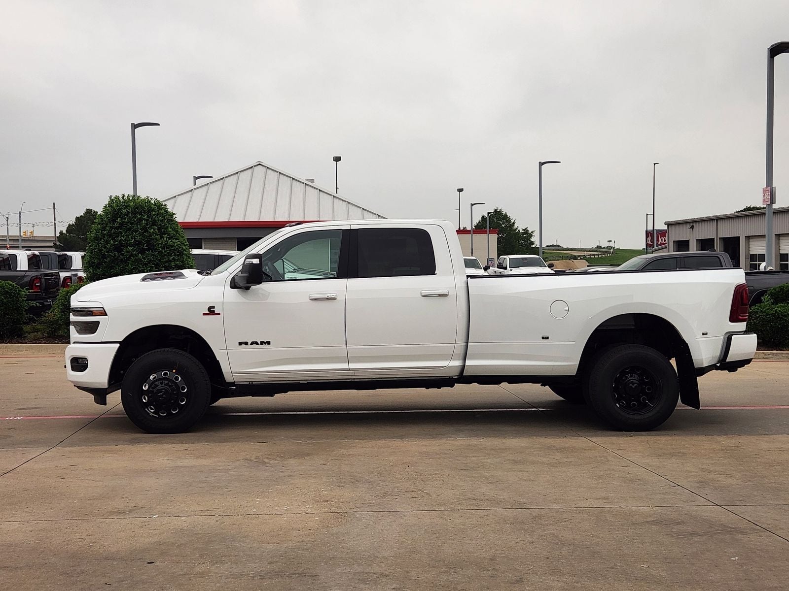 2026 RAM Ram 3500 RAM 3500 LARAMIE CREW CAB 4X4 8' BOX
