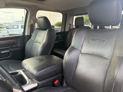 2017 RAM Ram 3500 Laramie Crew Cab 4x4 8' Box