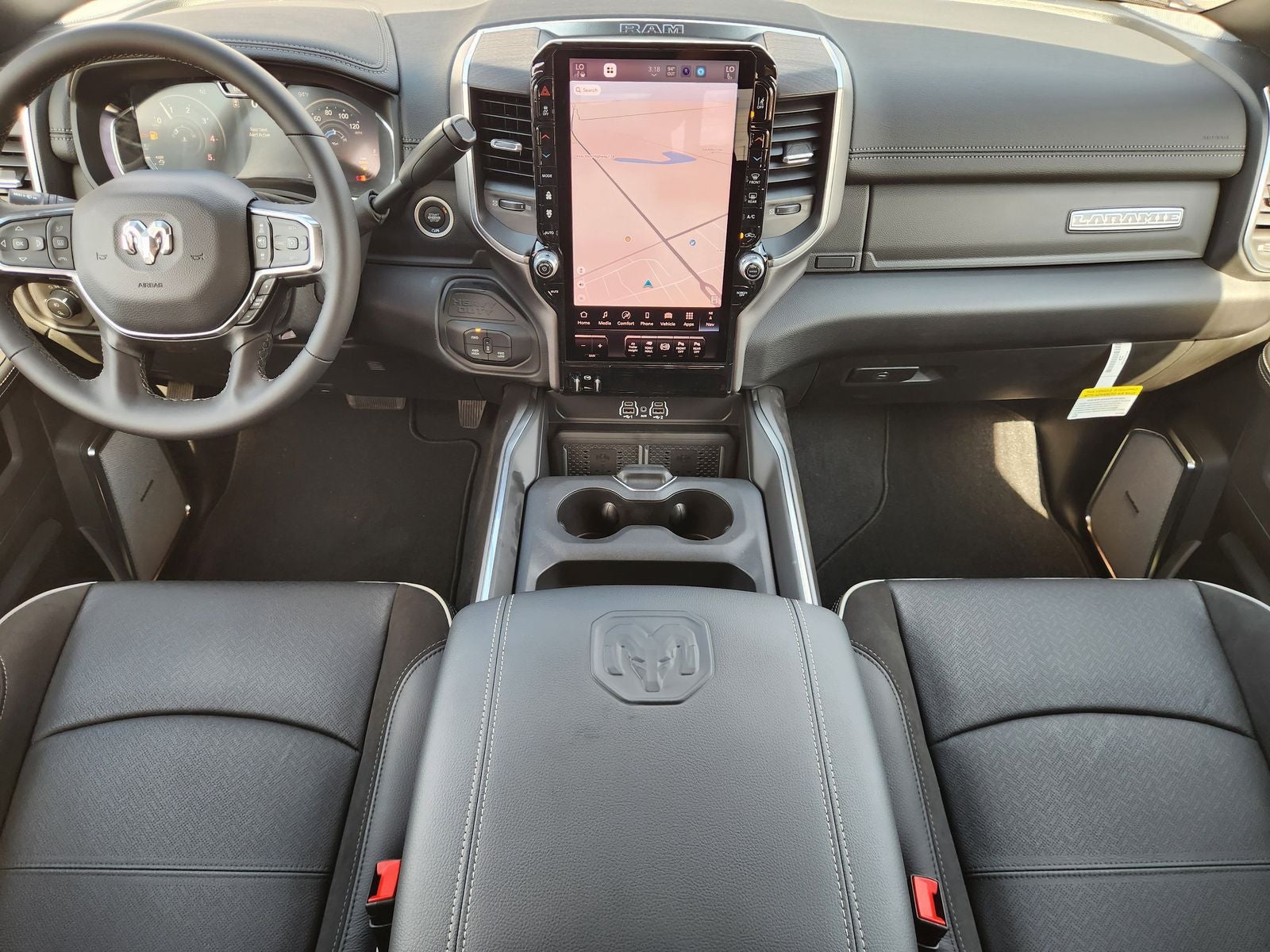 2026 RAM Ram 3500 RAM 3500 LARAMIE MEGA CAB 4X4 6'4' BOX