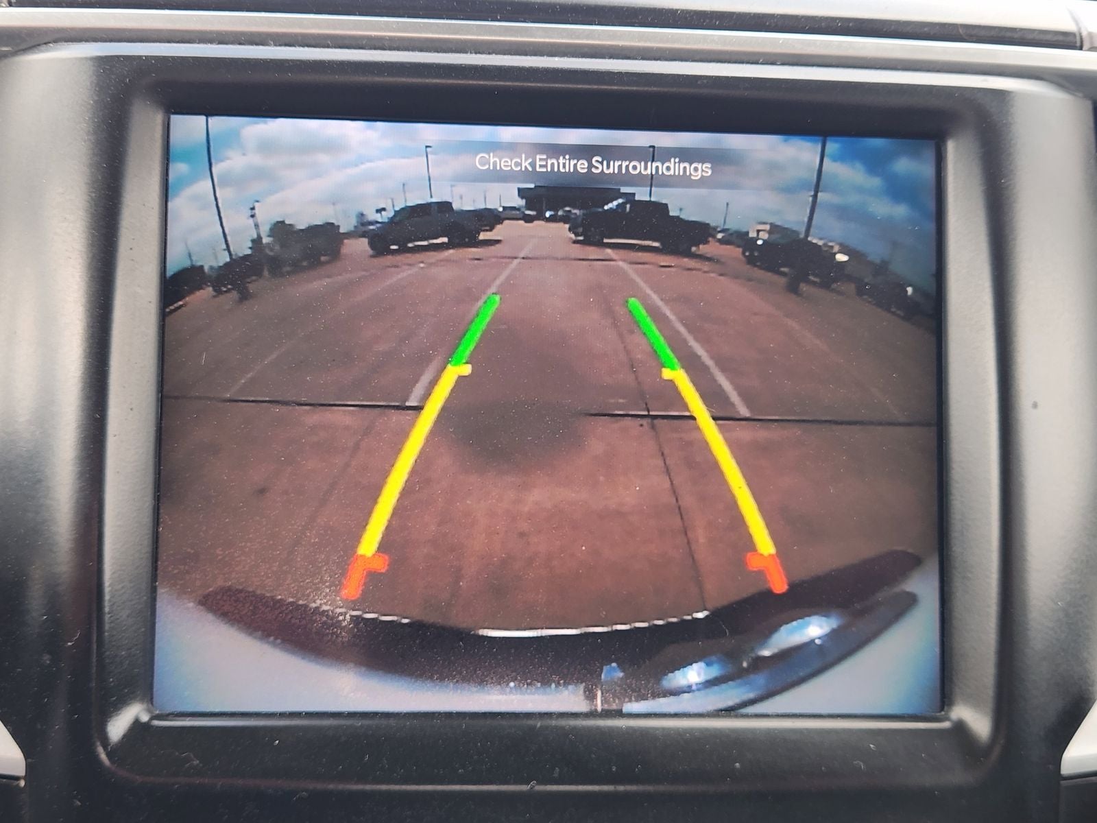 2023 RAM 1500 Classic SLT Crew Cab 4x4 5'7' Box