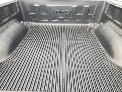 2023 RAM 1500 Classic SLT Crew Cab 4x4 5'7' Box