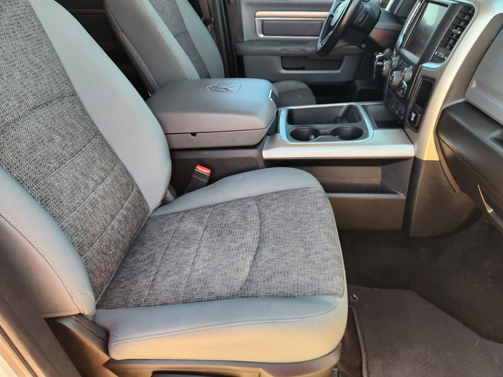 2017 RAM Ram 1500 Big Horn Crew Cab 4x4 5'7' Box