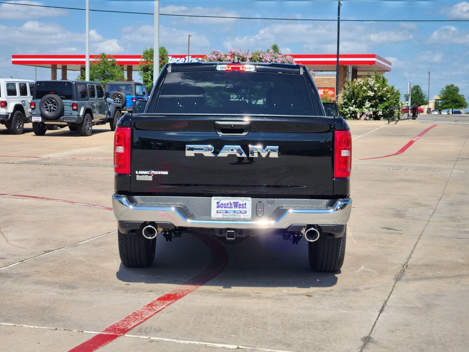 2026 RAM Ram 1500 RAM 1500 LONE STAR CREW CAB 4X2 5'7' BOX