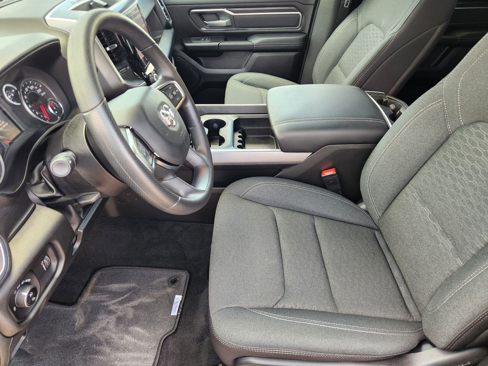 2026 RAM Ram 1500 RAM 1500 LONE STAR CREW CAB 4X2 5'7' BOX