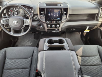 2026 RAM Ram 1500 RAM 1500 EXPRESS CREW CAB 4X2 5'7' BOX